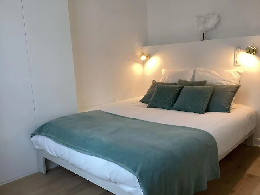 Cocon Chic Parisien Niche Au Coeur De Montmartre Apartamento