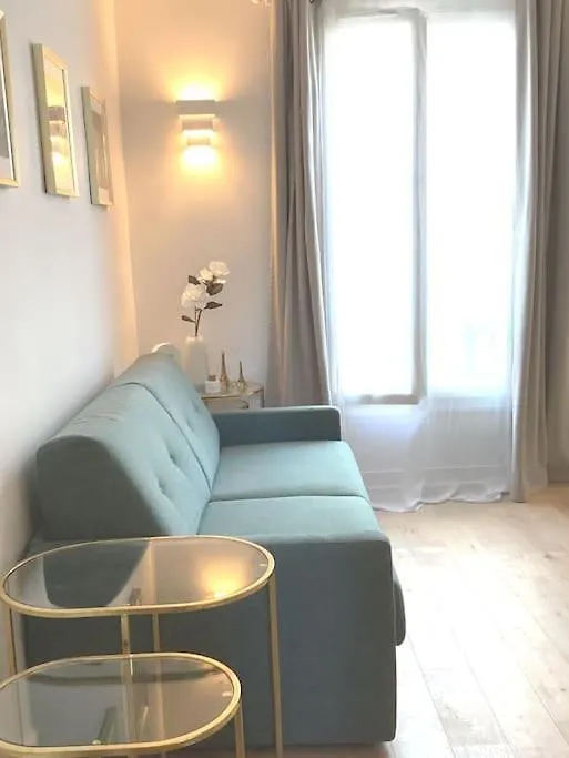 Apartamento Cocon Chic Parisien Niche Au Coeur De Montmartre